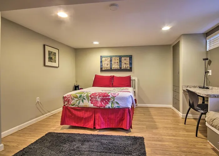 Harpers Ferry Apartment With Private Pool And Hot Tub!